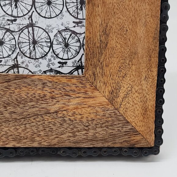 Rustic Wood Picture Frame With Bicycle Chain Border 3.5"x5.5" - Picture 5 of 11